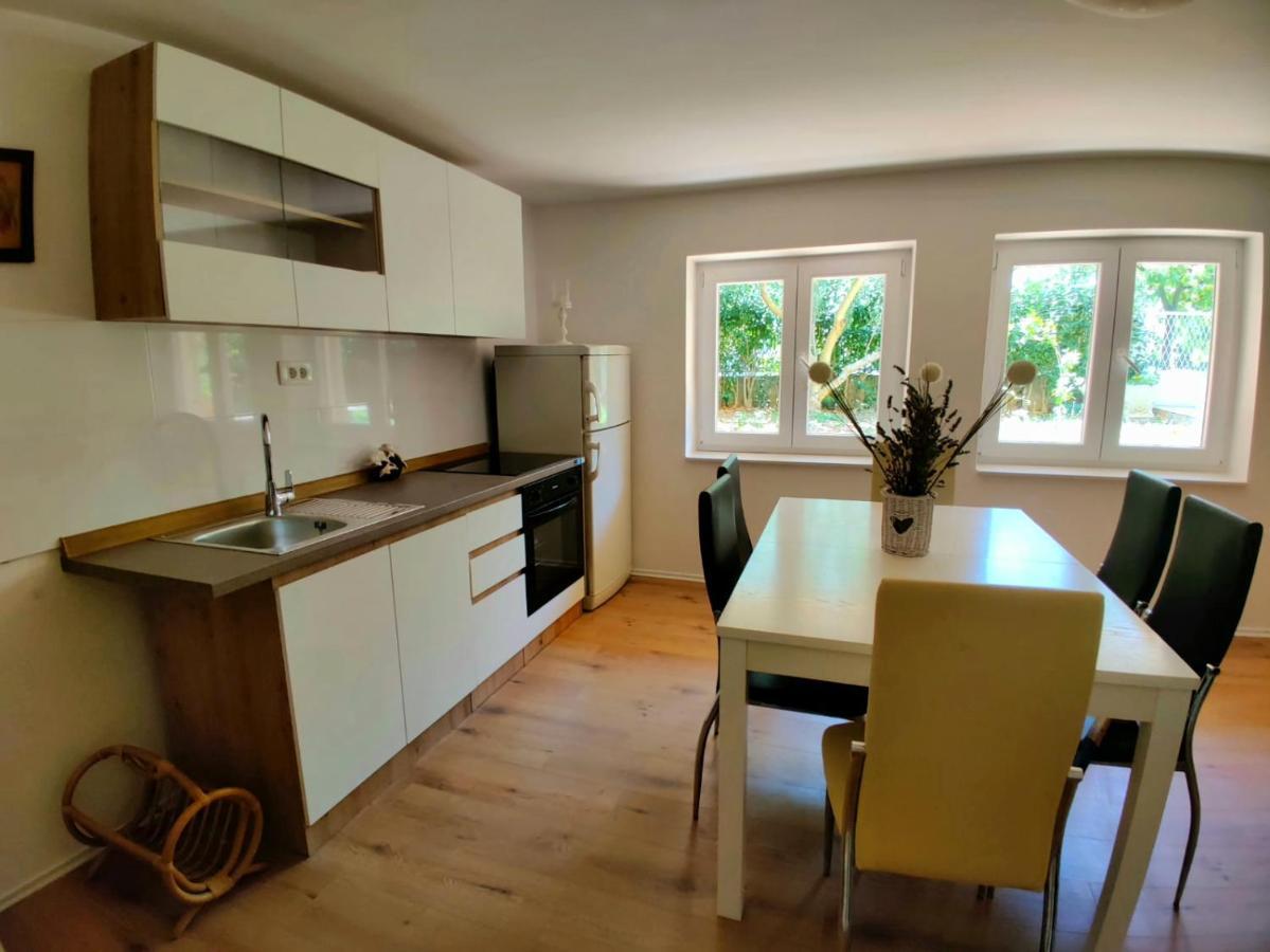 Roko Appartement *